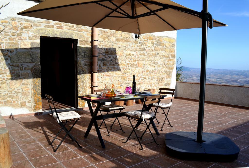 Gasthaus Casa Nel Vigneto Erice Exterior foto